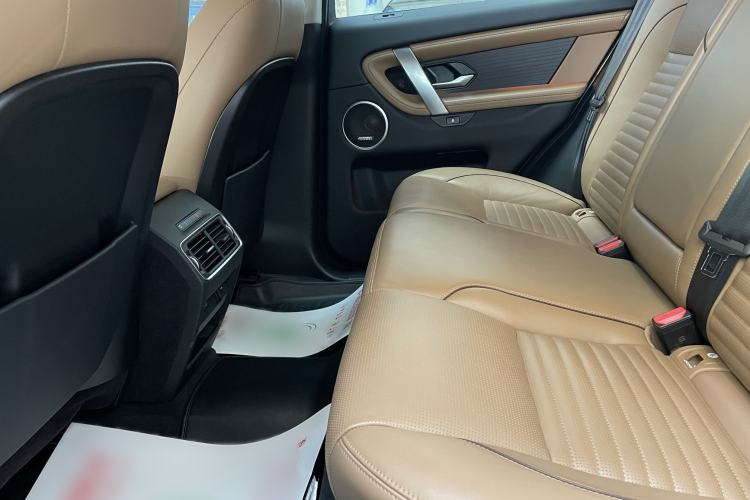 Used Land Rover Discovery Sport 2024 Luxury Custom Edition Interior 7