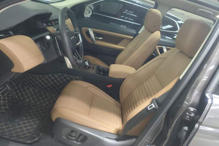 Used Land Rover Discovery Sport 2024 Performance Tech Edition Left Front Seat