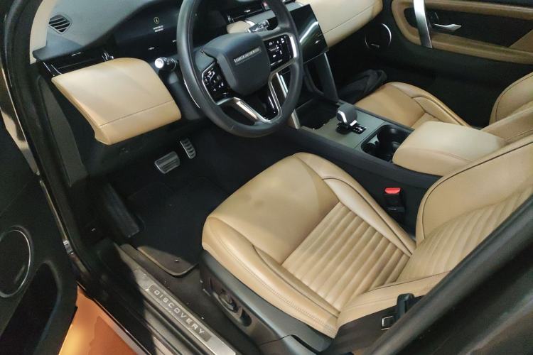 Used Land Rover Discovery Sport 2024 Luxury Custom Edition Left Front Seat