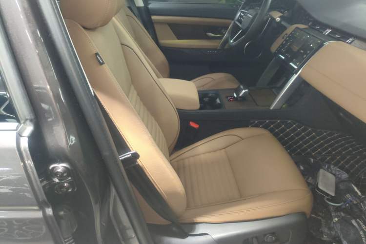 Used Land Rover Discovery Sport 2024 Performance Tech Edition Right Front Seat