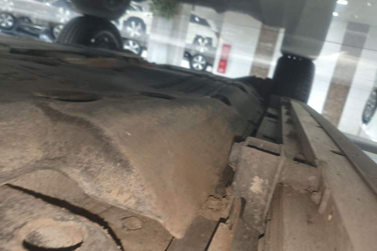 Used Land Rover Discovery Sport 2024 Performance Tech Edition Right Side Sill
