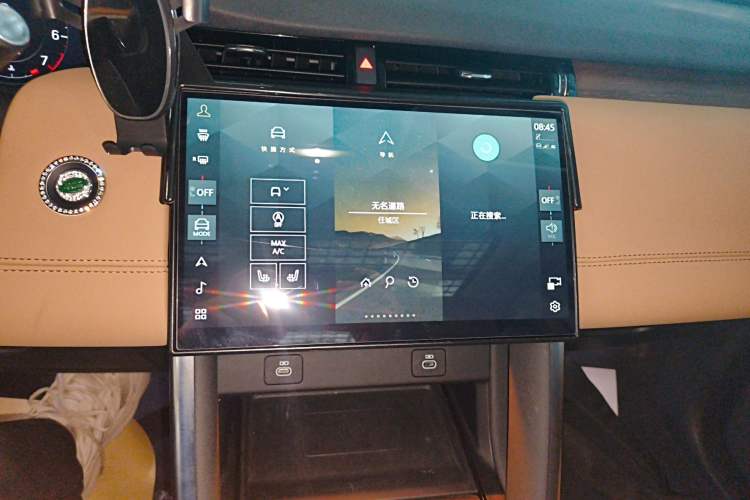 Used Land Rover Discovery Sport 2024 Performance Tech Edition Audio And AC Panel