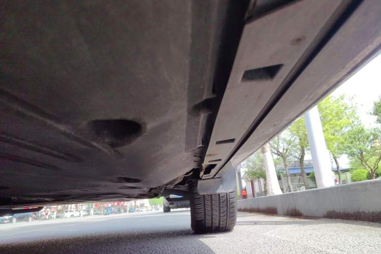 Used Land Rover Discovery Sport 2024 Luxury Custom Edition Chassis Front Right