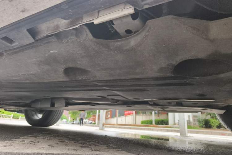 Used Land Rover Discovery Sport 2024 Performance Tech Edition Chassis Rear Left