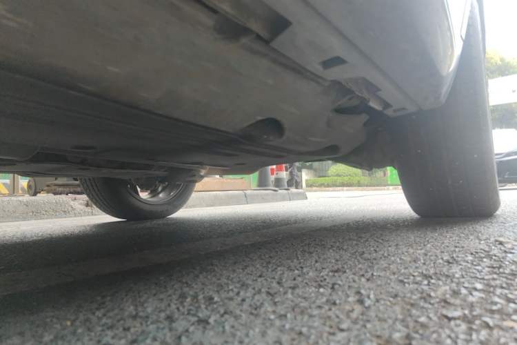 Used Land Rover Discovery Sport 2024 Luxury Custom Edition Chassis Rear Left