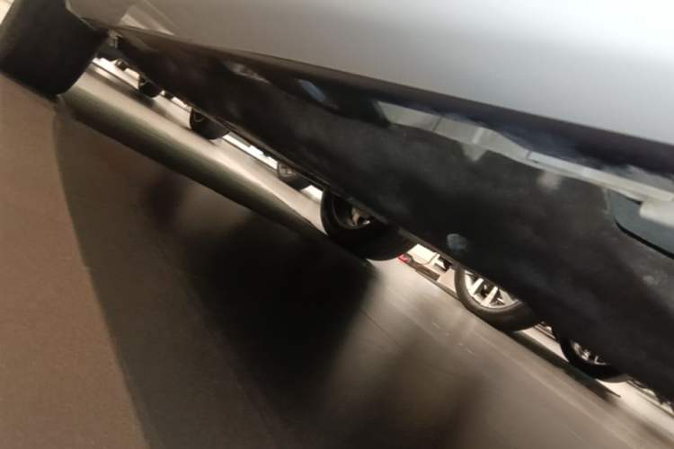 Used Land Rover Discovery Sport 2024 Performance Tech Edition Chassis Rear Left