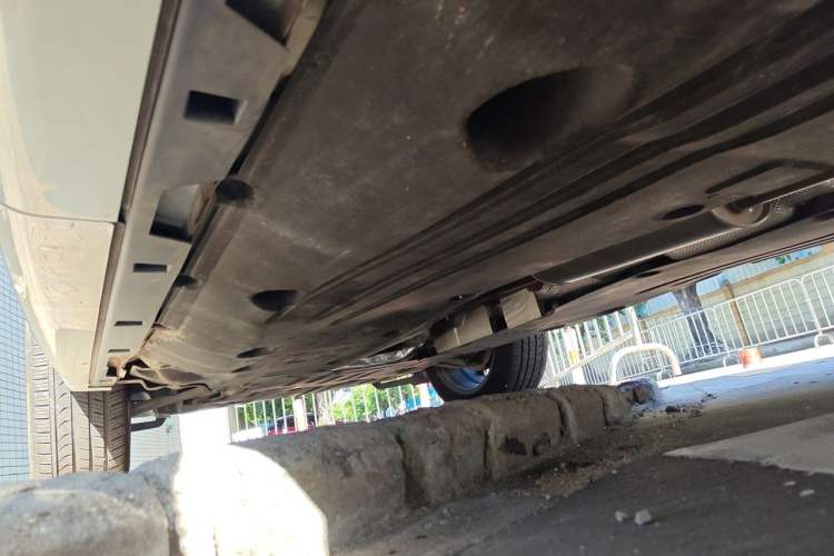 Used Land Rover Discovery Sport 2024 Performance Tech Edition Chassis Rear Left