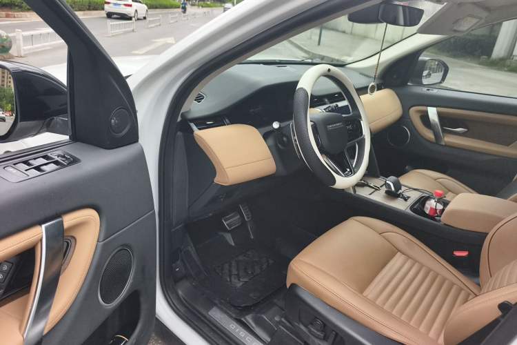 Used Land Rover Discovery Sport 2024 Performance Tech Edition Driver Seat