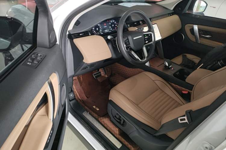 Used Land Rover Discovery Sport 2024 Performance Tech Edition Driver Seat
