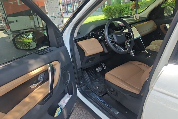 Used Land Rover Discovery Sport 2024 Luxury Custom Edition Driver Seat