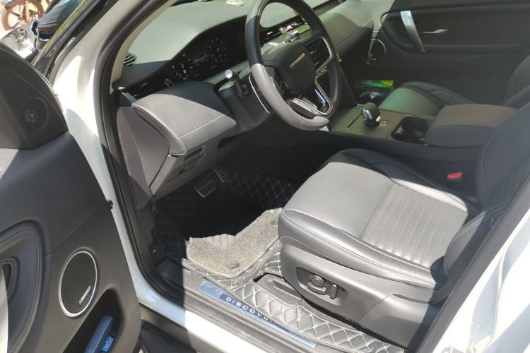 Used Land Rover Discovery Sport 2024 Luxury Custom Edition Driver Seat