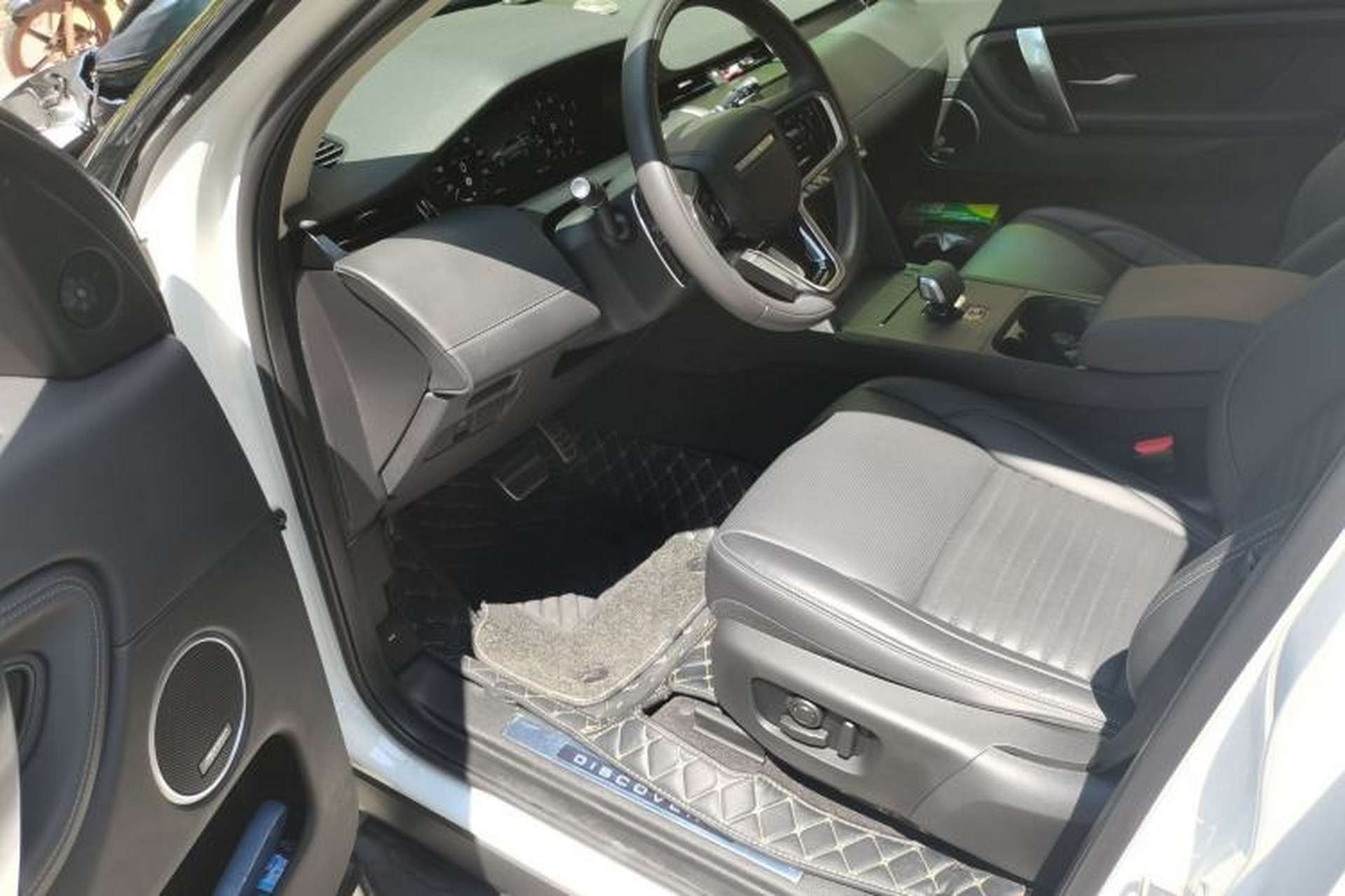 Used Land Rover Discovery Sport 2024 Luxury Custom Edition Driver Seat