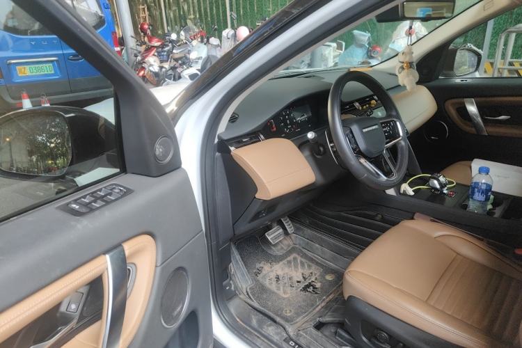 Used Land Rover Discovery Sport 2024 Luxury Custom Edition Driver Seat