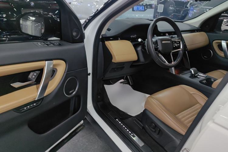 Used Land Rover Discovery Sport 2024 Luxury Custom Edition Driver Seat