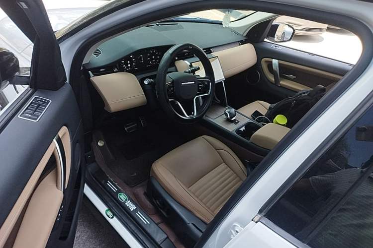 Used Land Rover Discovery Sport 2024 Performance Tech Edition Driver Seat