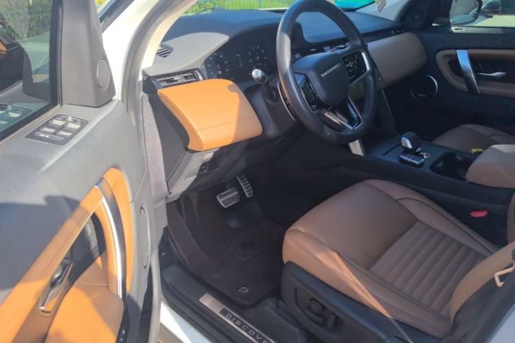 Used Land Rover Discovery Sport 2024 Luxury Custom Edition Driver Seat