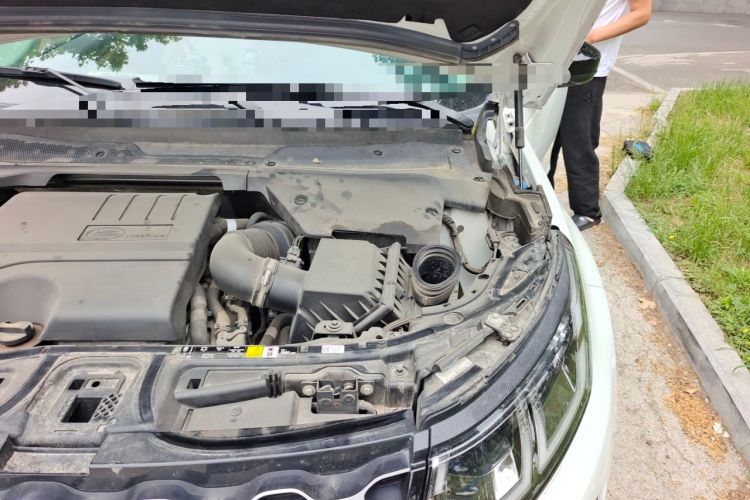 Used Land Rover Discovery Sport 2024 Performance Tech Edition Engine Bay Left