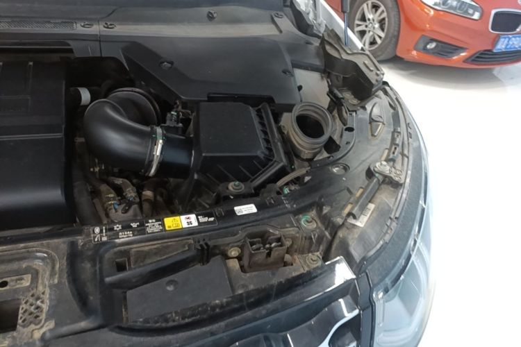 Used Land Rover Discovery Sport 2024 Performance Tech Edition Engine Bay Left
