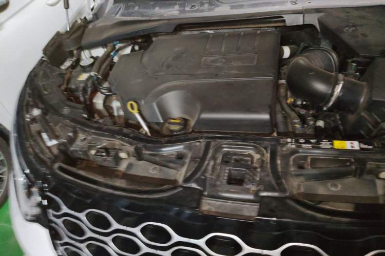 Used Land Rover Discovery Sport 2024 Performance Tech Edition Engine Bay Right