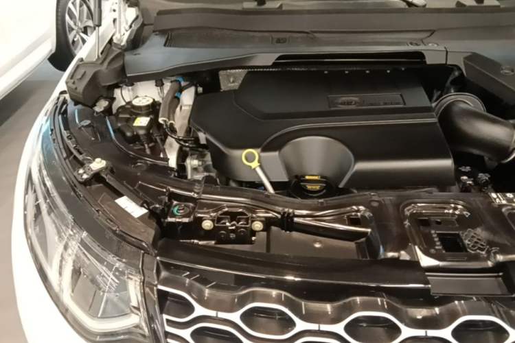 Used Land Rover Discovery Sport 2024 Performance Tech Edition Engine Bay Right