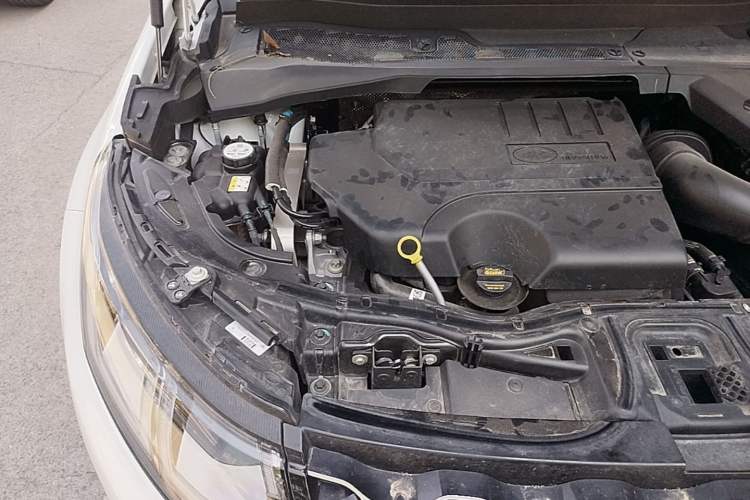 Used Land Rover Discovery Sport 2024 Performance Tech Edition Engine Bay Right