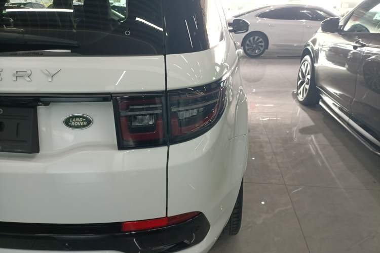 Used Land Rover Discovery Sport 2024 Performance Tech Edition Exterior 3