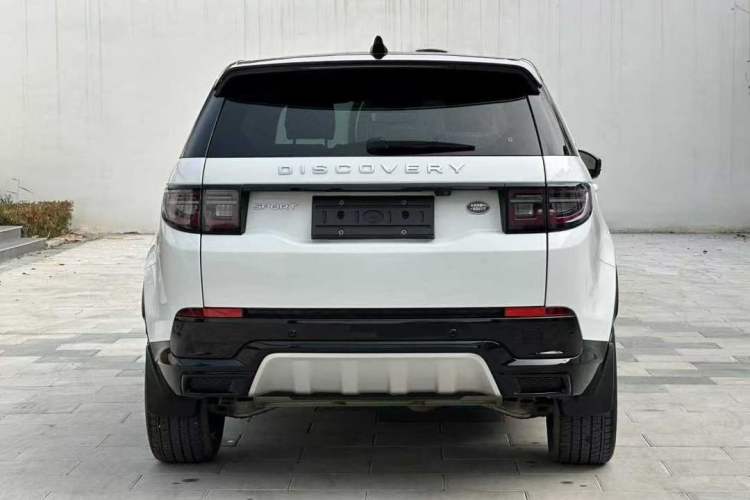 Used Land Rover Discovery Sport 2024 Luxury Custom Edition Exterior 3