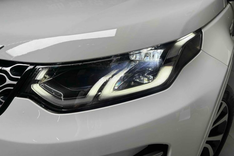 Used Land Rover Discovery Sport 2024 Performance Tech Edition Exterior 4