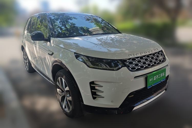 Used Land Rover Discovery Sport 2024 Luxury Custom Edition Front Right 45 Deg