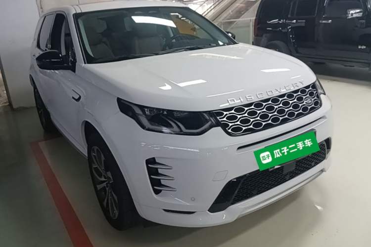 Used Land Rover Discovery Sport 2024 Performance Tech Edition Front Right 45 Deg
