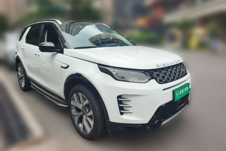 Used Land Rover Discovery Sport 2024 Luxury Custom Edition Front Right 45 Deg