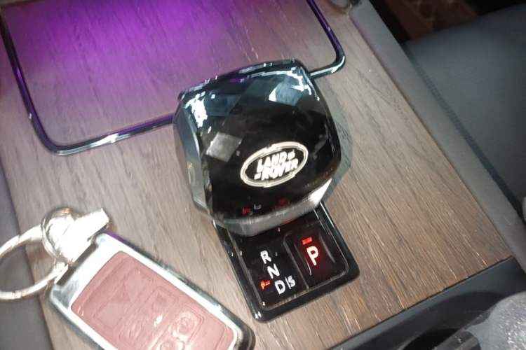 Used Land Rover Discovery Sport 2024 Performance Tech Edition Gear Lever