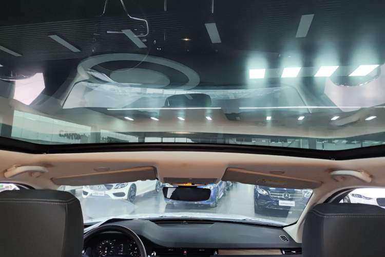 Used Land Rover Discovery Sport 2024 Performance Tech Edition Headliner