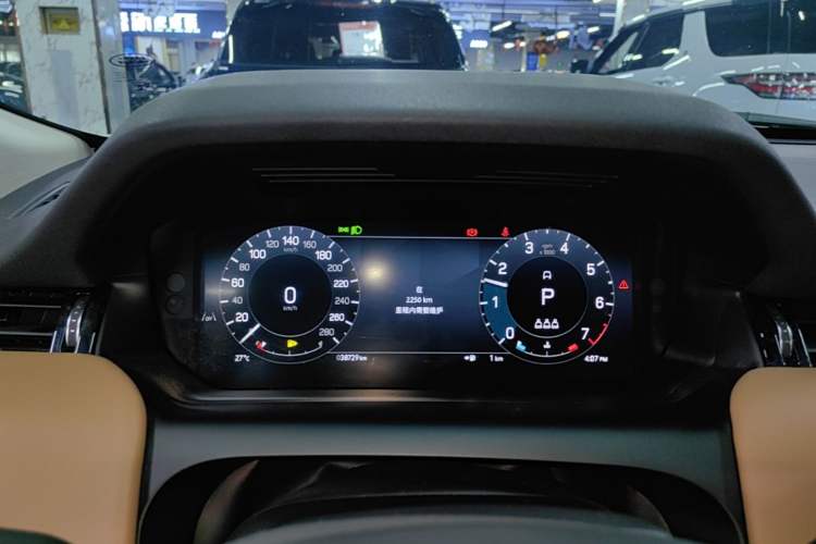 Used Land Rover Discovery Sport 2024 Luxury Custom Edition Instrument Cluster