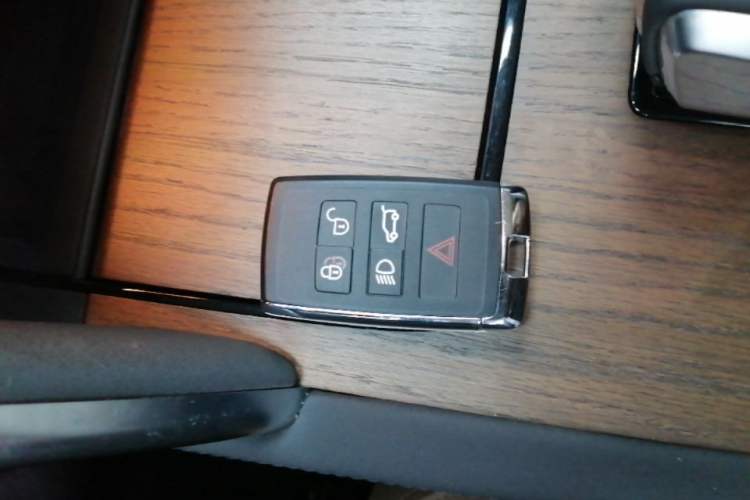 Used Land Rover Discovery Sport 2024 Performance Tech Edition Interior 1