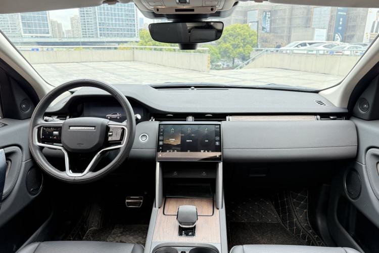 Used Land Rover Discovery Sport 2024 Performance Tech Edition Interior 11