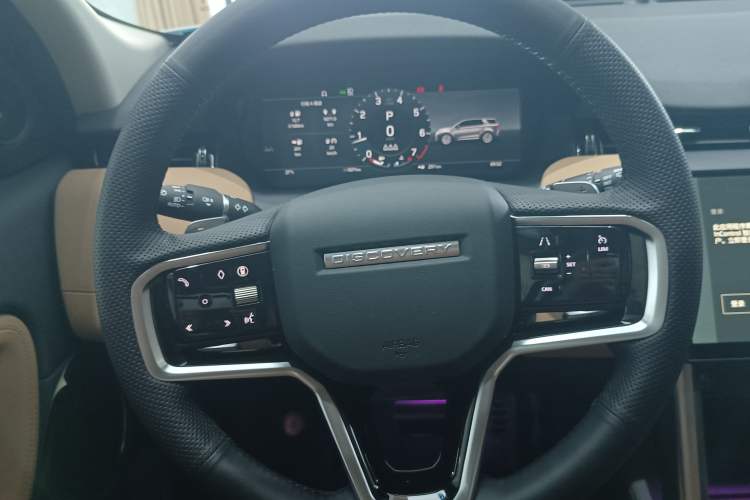 Used Land Rover Discovery Sport 2024 Performance Tech Edition Interior 2