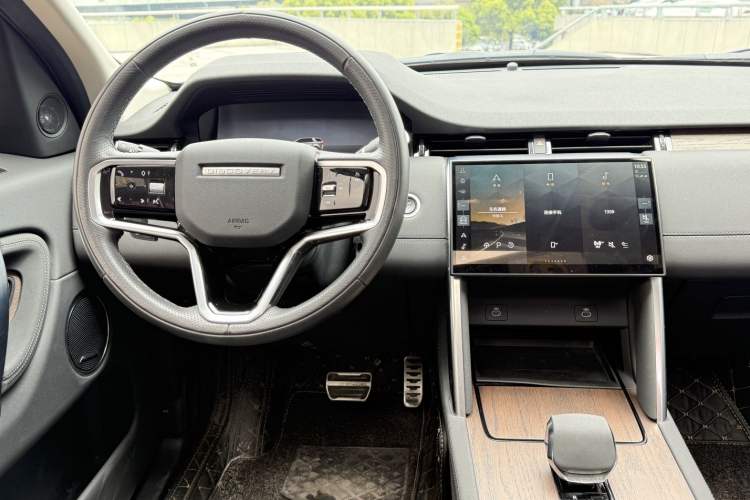 Used Land Rover Discovery Sport 2024 Performance Tech Edition Interior 2