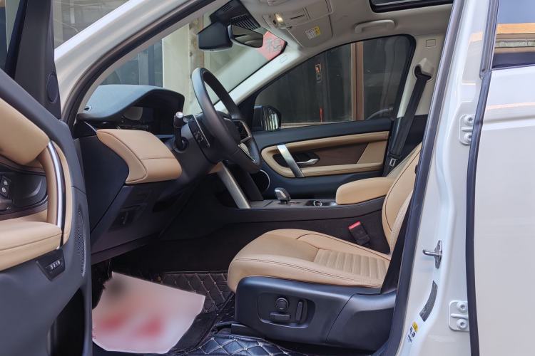 Used Land Rover Discovery Sport 2024 Performance Tech Edition Interior 4