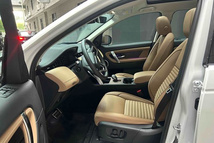 Used Land Rover Discovery Sport 2024 Performance Tech Edition Interior 6