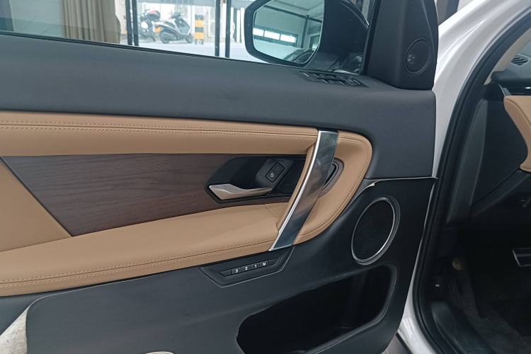 Used Land Rover Discovery Sport 2024 Performance Tech Edition Interior 9