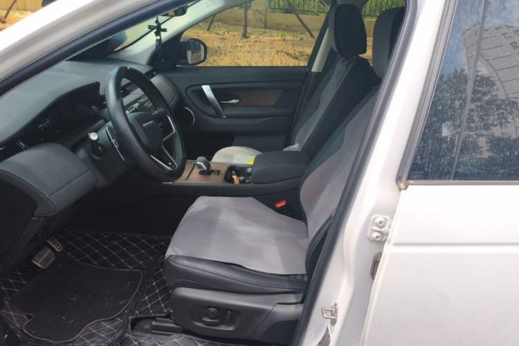 Used Land Rover Discovery Sport 2024 Performance Tech Edition Left Front Seat