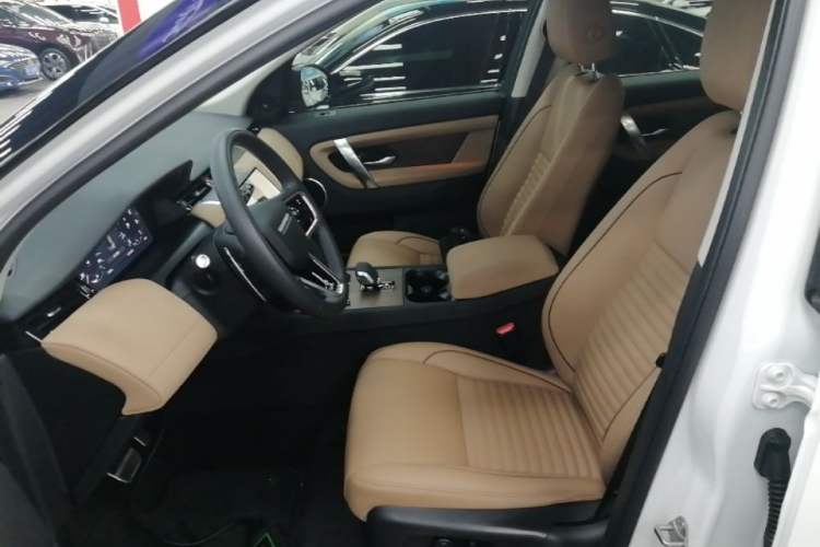 Used Land Rover Discovery Sport 2024 Performance Tech Edition Left Front Seat