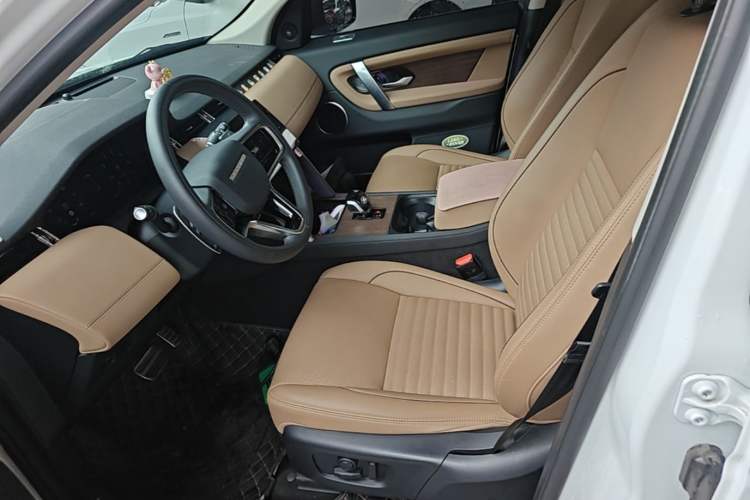 Used Land Rover Discovery Sport 2024 Performance Tech Edition Left Front Seat