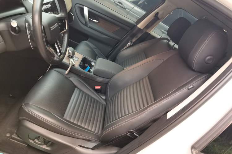 Used Land Rover Discovery Sport 2024 Performance Tech Edition Left Front Seat