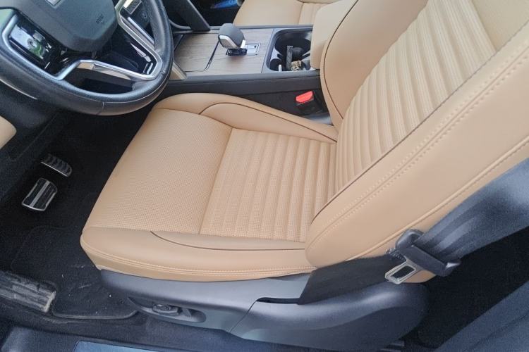 Used Land Rover Discovery Sport 2024 Performance Tech Edition Left Front Seat