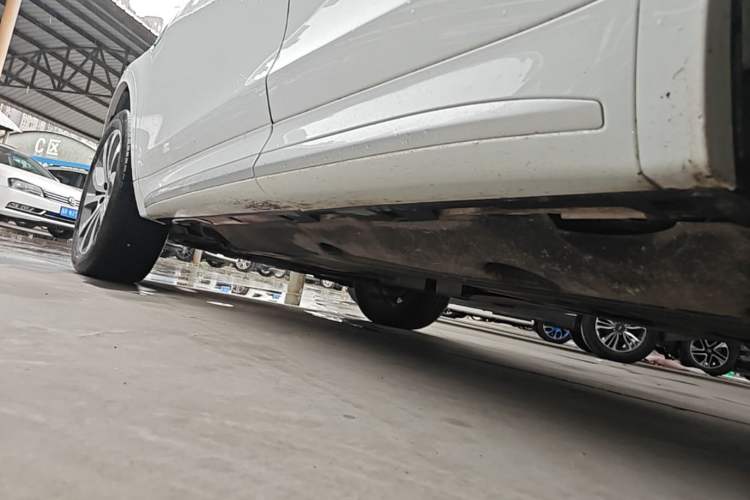 Used Land Rover Discovery Sport 2024 Performance Tech Edition Left Side Sill