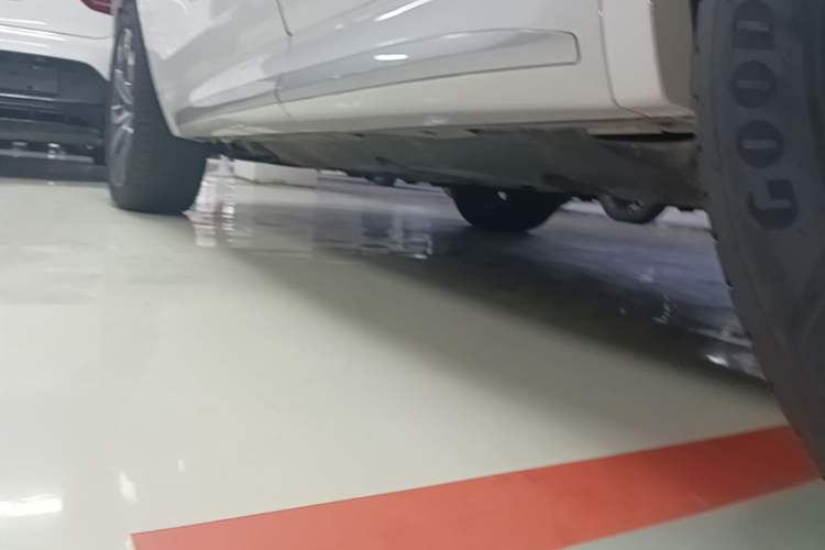Used Land Rover Discovery Sport 2024 Performance Tech Edition Left Side Sill
