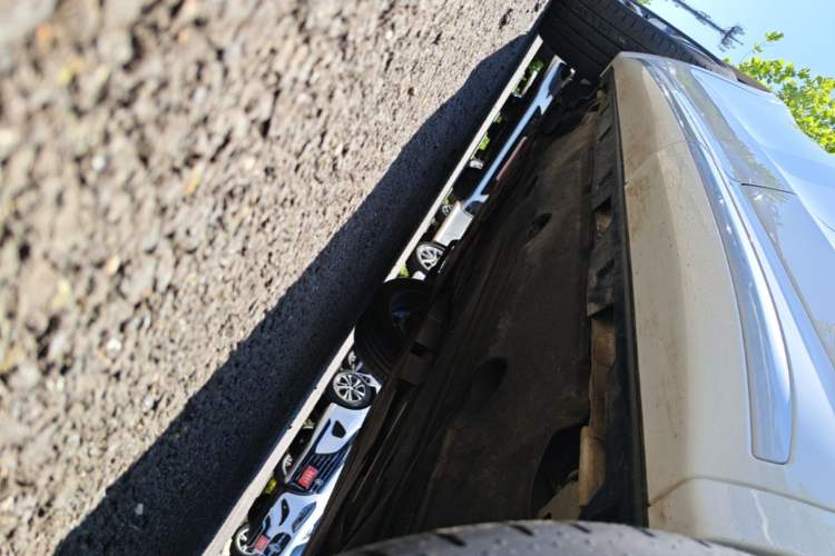 Used Land Rover Discovery Sport 2024 Performance Tech Edition Left Side Sill