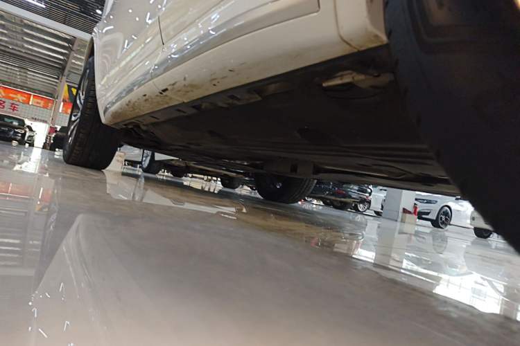Used Land Rover Discovery Sport 2024 Performance Tech Edition Left Side Sill